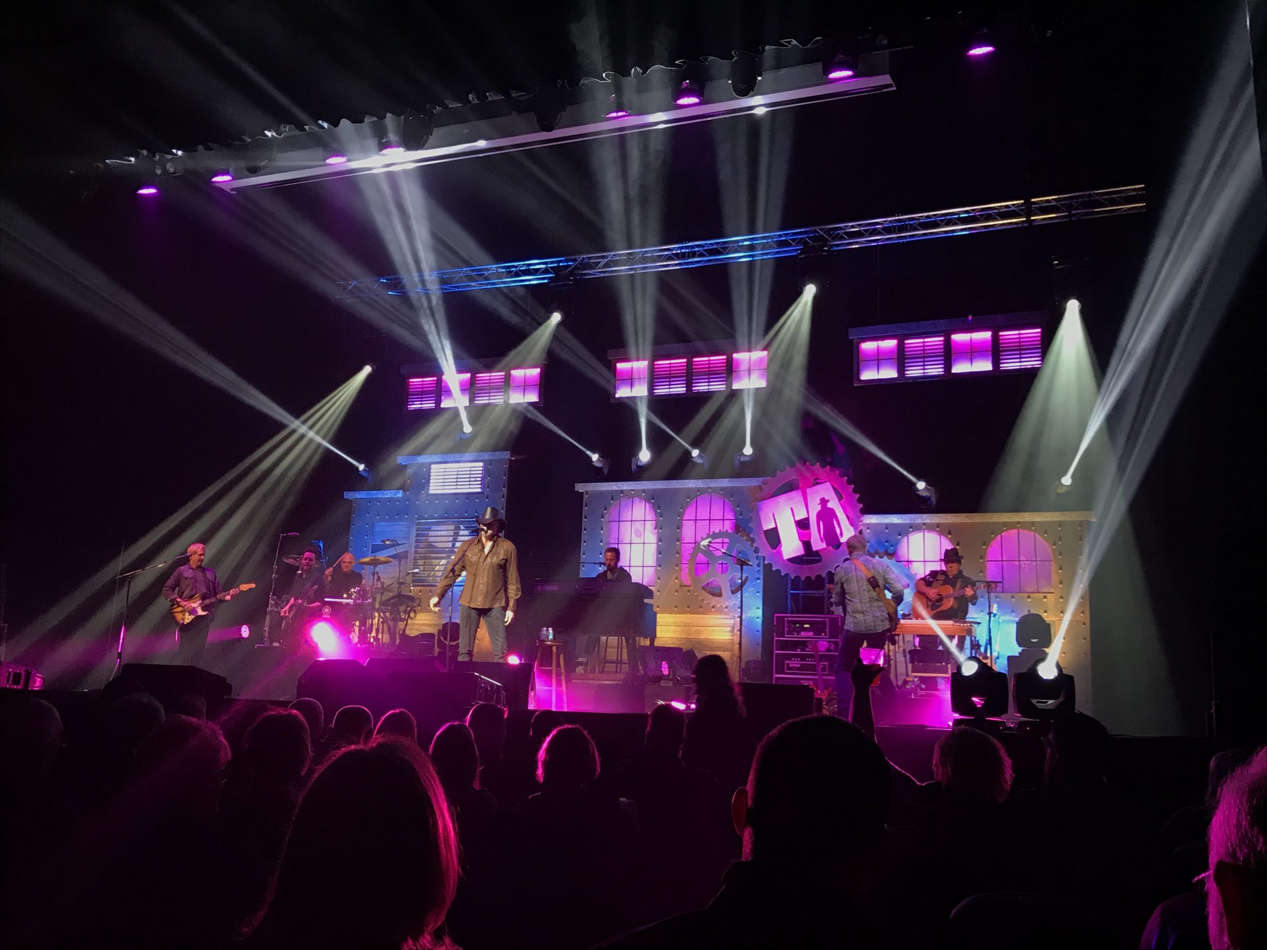 Trace Adkins Concert at The Vine